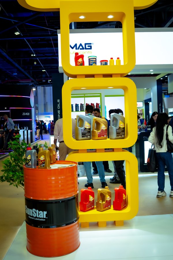 Heavy-Duty Diesel Engine Oil & Specialty Coolants Tower